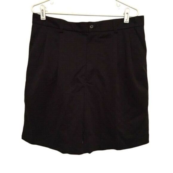 Izod Size 34 Black Golf Shorts - Picture 2 of 3